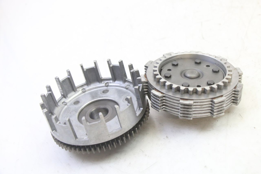 photo de FRIZIONE APRILIA ETX 125 (1998 - 2002) - Zoom sui componenti