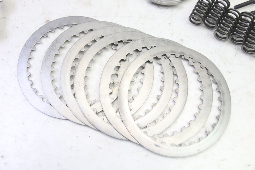 photo de FRIZIONE APRILIA ETX 125 (1998 - 2002) - Stato della superficie e materiale