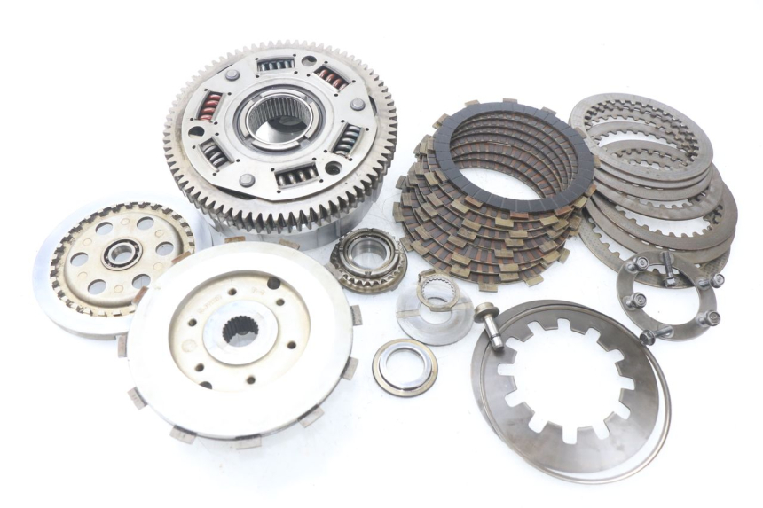 photo de FRIZIONE YAMAHA FJR ABS 1300 (2006 - 2012) - Dettagli dei punti di fissaggio