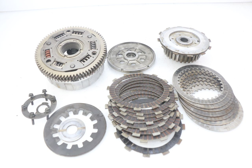 photo de FRIZIONE YAMAHA FJR ABS 1300 (2006 - 2012) - Stato della superficie e materiale