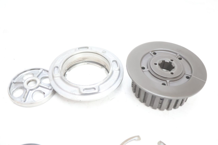 photo de FRIZIONE SUZUKI GSF N BANDIT 1200 (2001 - 2005) - Stato della superficie e materiale