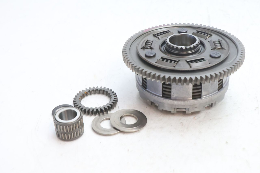 photo de FRIZIONE SUZUKI GSR 600 (2005 - 2012) - Focus sulla struttura