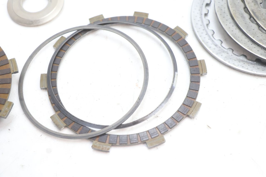 photo de FRIZIONE SUZUKI GSR 600 (2005 - 2012) - Ricambio usato controllato
