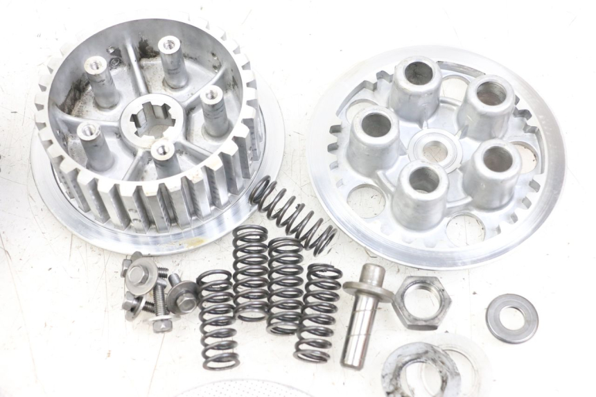 photo de FRIZIONE SUZUKI GSX E 250 (1982 - 1983) - Zoom qualità usato