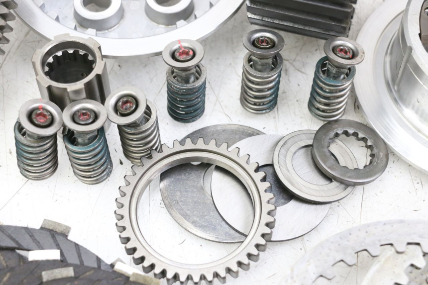 photo de FRIZIONE KAWASAKI GTR 1000 (1994 - 2004) - Focus sulla struttura