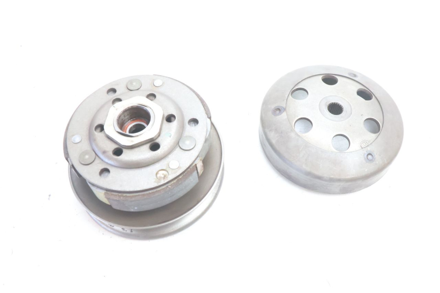 photo de FRIZIONE PEUGEOT KISBEE 2T 50 (2010 - 2017) - Altra angolazione