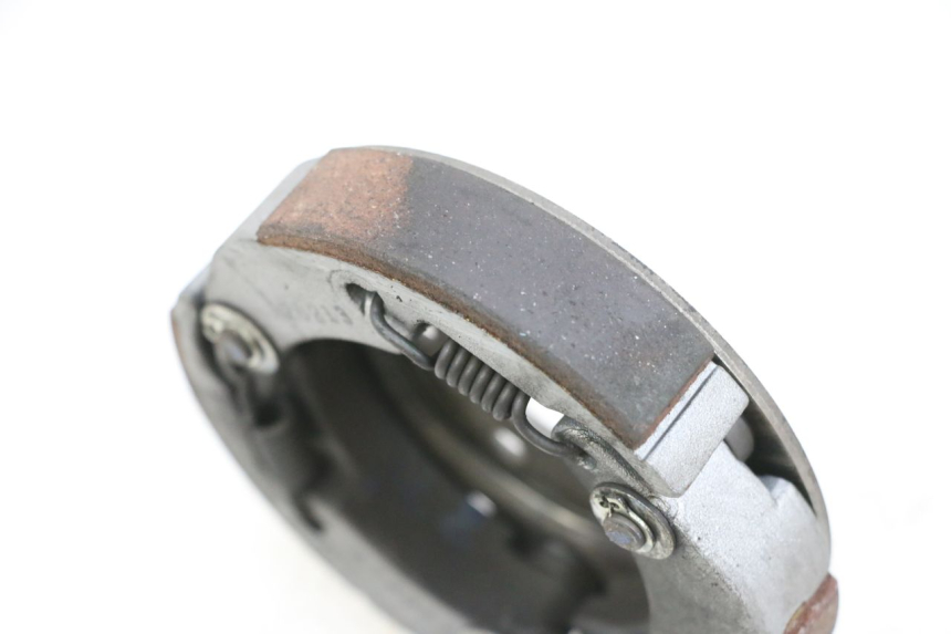 photo de FRIZIONE PEUGEOT KISBEE 4T 50 (2010 - 2017) - Primo piano tecnico