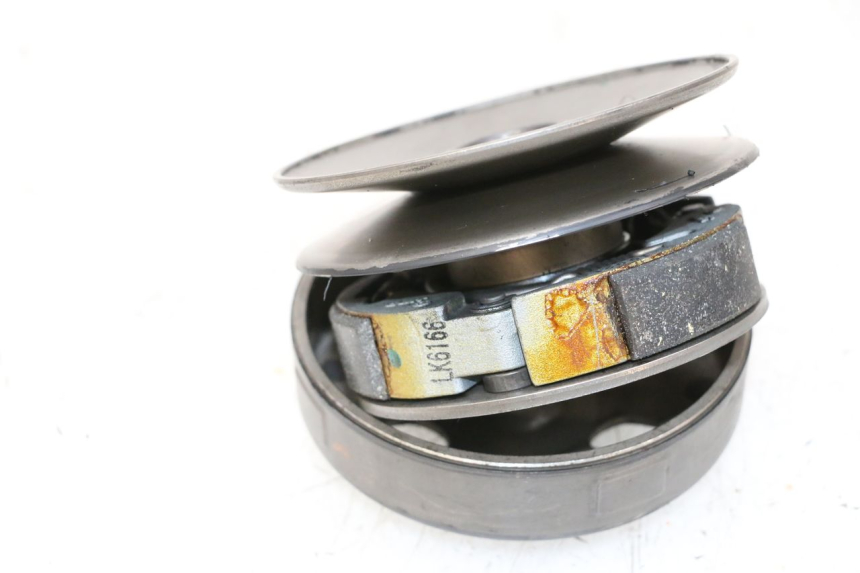 photo de FRIZIONE PEUGEOT KISBEE 4T 50 (2018 - 2022) - Dettagli dei punti di fissaggio