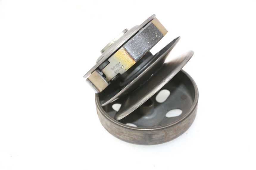 photo de FRIZIONE PEUGEOT KISBEE 4T 50 (2023 - 2026) - Ricambio usato controllato