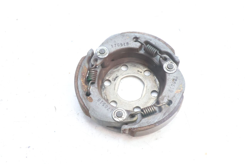 photo de FRIZIONE PEUGEOT KISBEE 4T 50 (2010 - 2017) - Zoom sullo stato d'uso