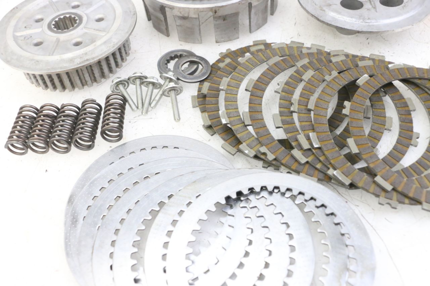 photo de FRIZIONE KAWASAKI KX F KXF 450 (2009 - 2011) - Primo piano ad alta risoluzione