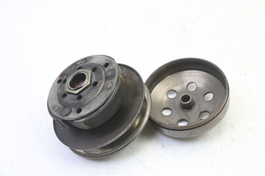 photo de Frizione PIAGGIO LIBERTY 4T 50 (2009 - 2015) - Dettaglio del componente