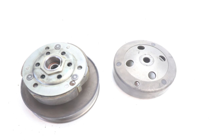 photo de FRIZIONE PIAGGIO LIBERTY IGET 4T 50 (2021 - 2025) - Altra angolazione