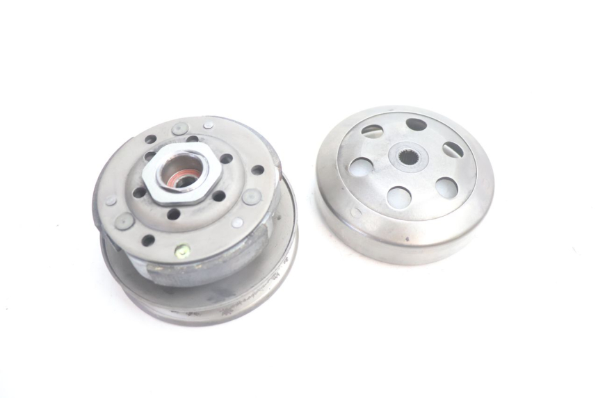 photo de FRIZIONE PEUGEOT LUDIX SNAKE 2T 50 (2004 - 2014) - Altra angolazione