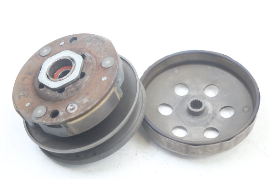 photo de FRIZIONE MBK MACH G AC 50 (2002 - 2014) - Dettaglio del componente