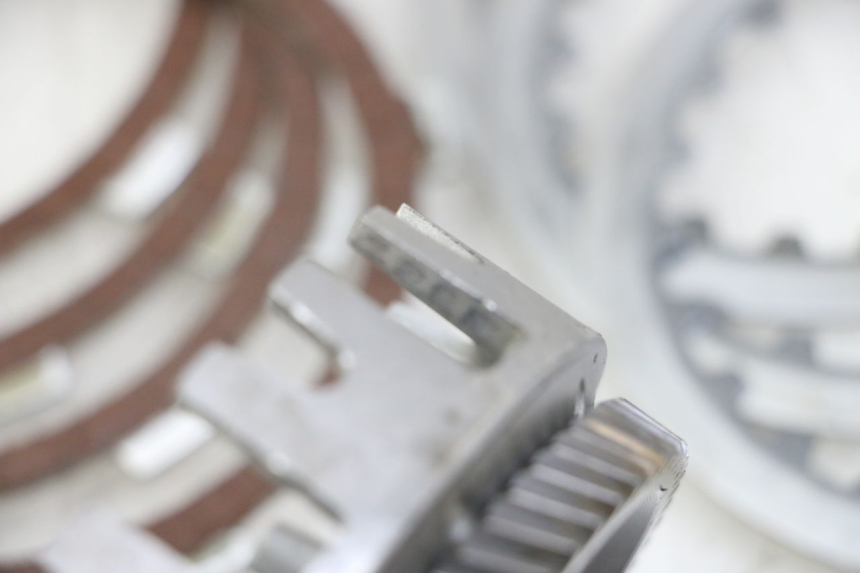 photo de FRIZIONE MBK X-LIMIT XLIMIT 50 (2007 - 2012) - Caratteristiche distintive