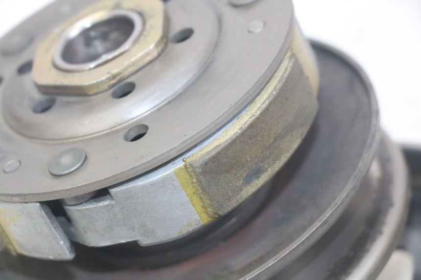 photo de FRIZIONE SYM MIO 50 (2011 - 2017) - Dettagli dei punti di fissaggio