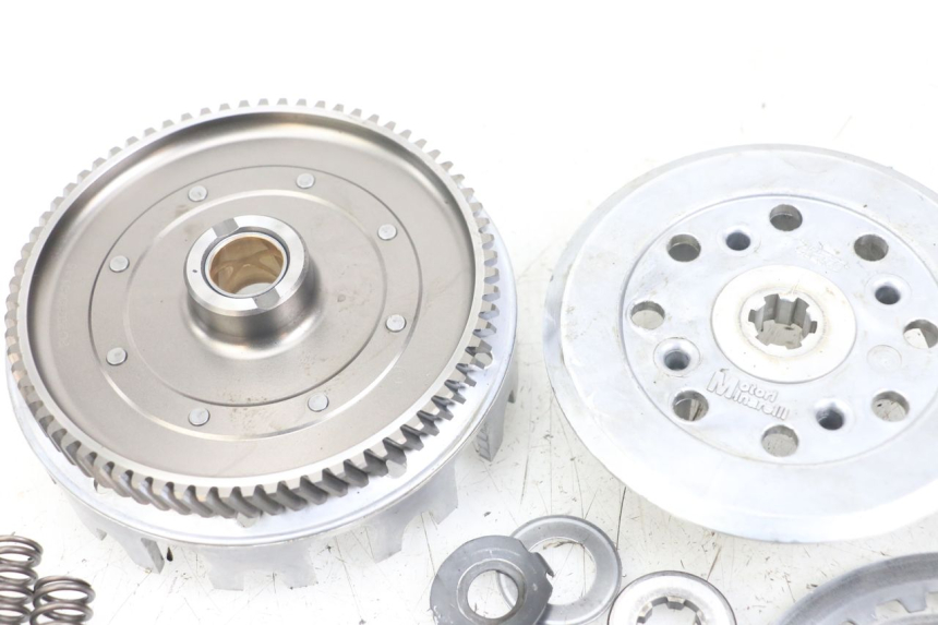 photo de FRIZIONE RIEJU MRT 50 (2018 - 2021) - Dettagli dei punti di fissaggio