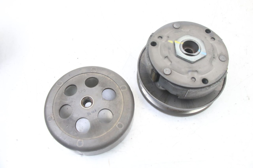 photo de FRIZIONE MBK MW TRYPTIK 125 (2014 - 2016) - Primo piano tecnico