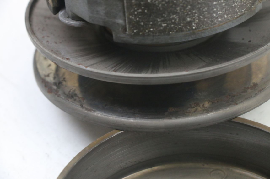 photo de FRIZIONE MBK MW TRYPTIK 125 (2014 - 2016) - Dettagli dei punti di fissaggio