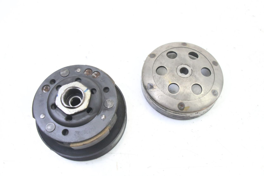 photo de FRIZIONE KYMCO LIKE 4T 50 (2019 - 2025) - Altra angolazione