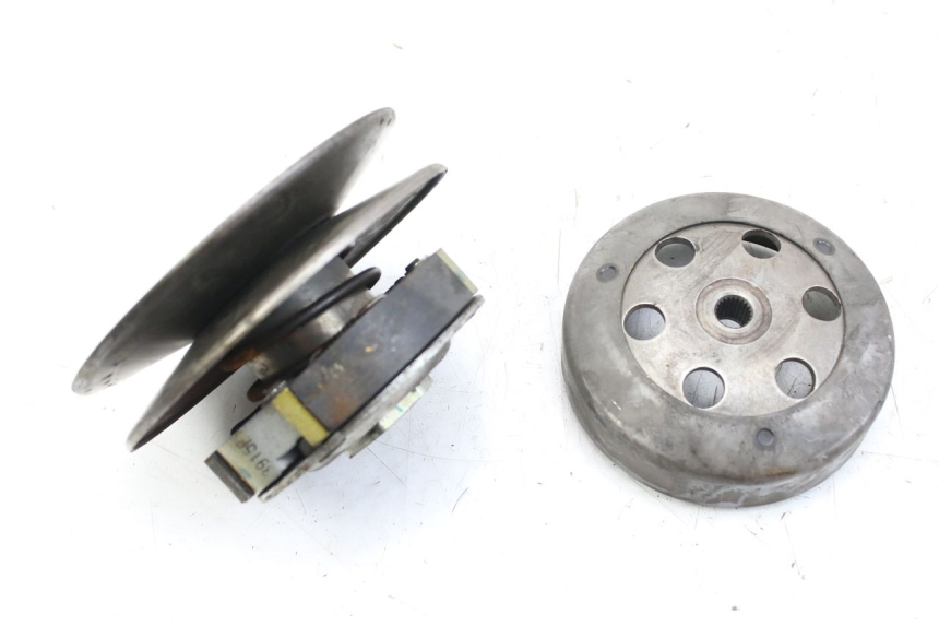 photo de FRIZIONE PIAGGIO NEW TYPHOON 50 (2018 - 2021) - Dettaglio del componente