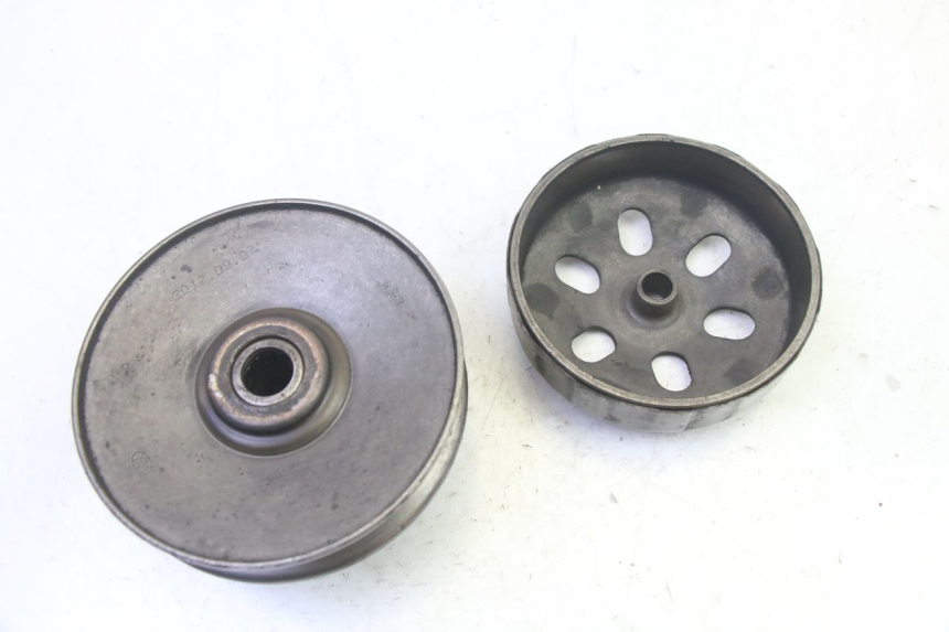 photo de FRIZIONE SYM ORBIT III 3 4T 50 (2021 - 2025) - Dettagli dei punti di fissaggio