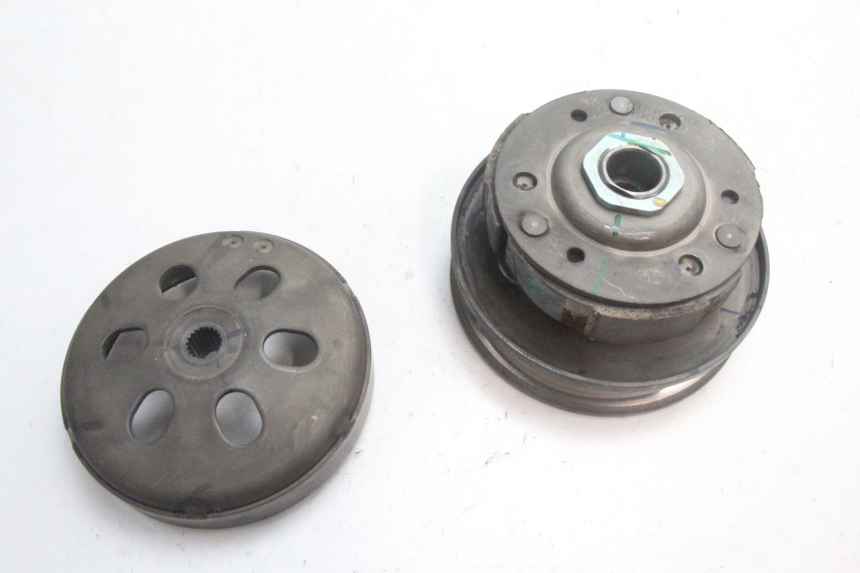 photo de FRIZIONE HONDA PCX (JF28) 125 (2009 - 2011) - Primo piano tecnico