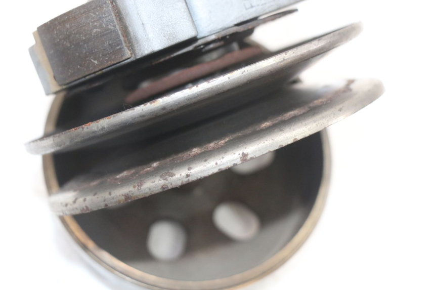 photo de FRIZIONE PEUGEOT DJANGO 125 (2014 - 2017) - Dettagli dei punti di fissaggio