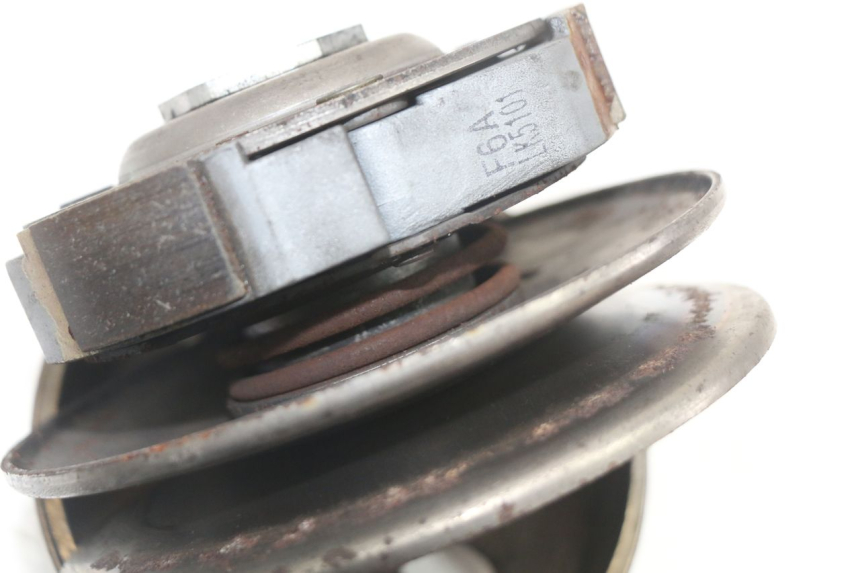 photo de FRIZIONE PEUGEOT DJANGO 125 (2014 - 2017) - Stato della superficie e materiale