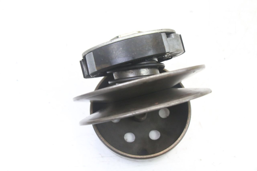 photo de FRIZIONE PIAGGIO VESPA S 2T 50 (2007 - 2014) - Altra angolazione