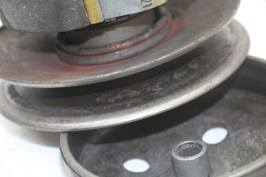 photo de FRIZIONE PIAGGIO ZIP 4T 50 (2018 - 2020) - Primo piano tecnico