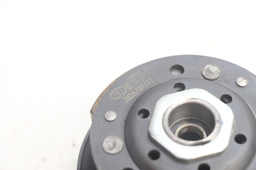 photo de FRIZIONE JM MOTORS R-MAX TECH 50 (2024 - 2026) - Dettagli dei punti di fissaggio