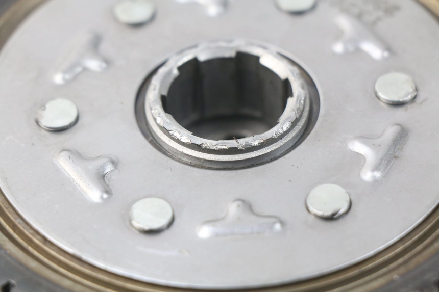 photo de FRIZIONE YCF R-START 125 - Zoom sullo stato d'uso