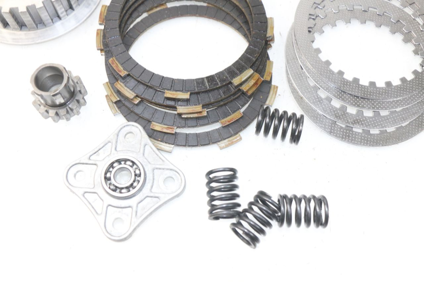 photo de FRIZIONE YCF R-START 125 - Ricambio usato controllato