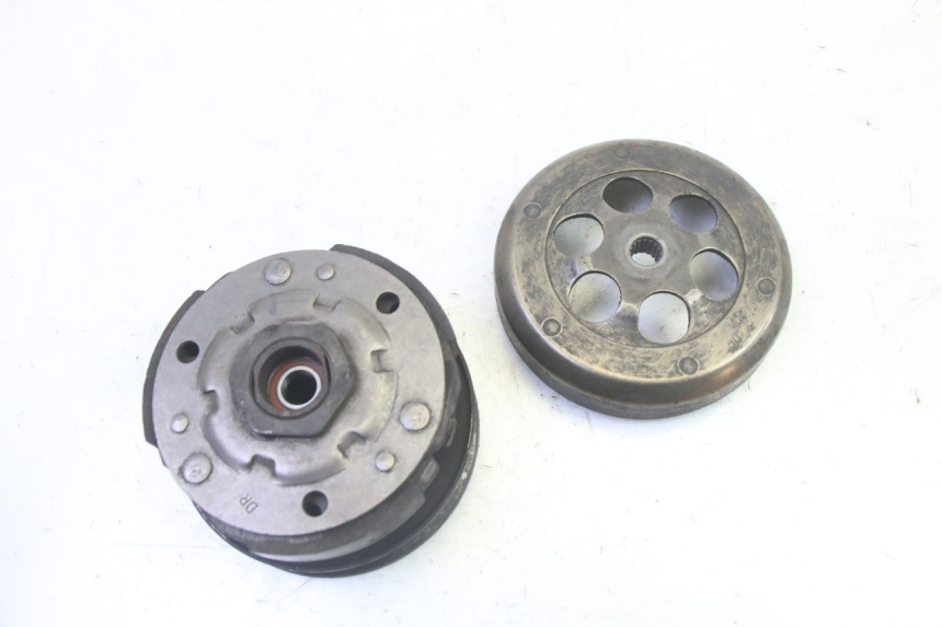 photo de FRIZIONE RIDE RACE 2T 50 (2012 - 2017) - Dettagli dei punti di fissaggio