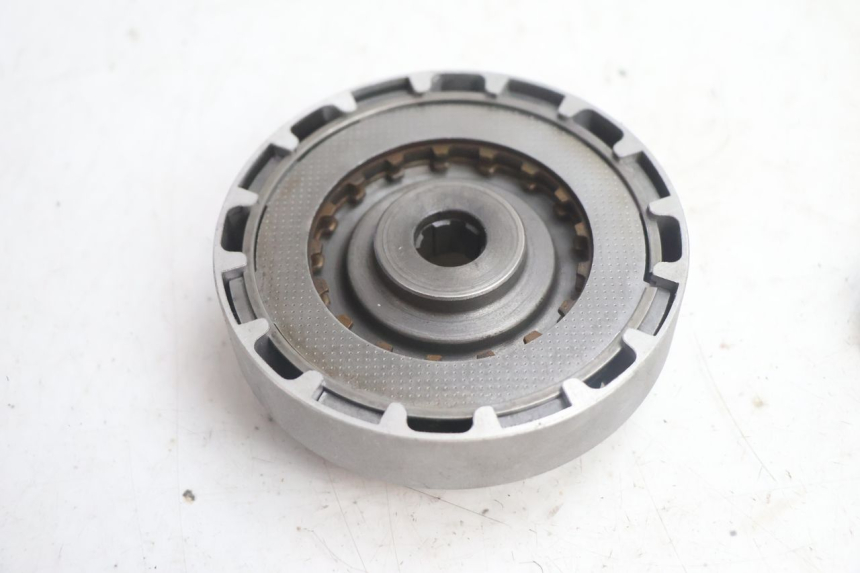 photo de FRIZIONE APOLLO RFZ 125 - Altra angolazione