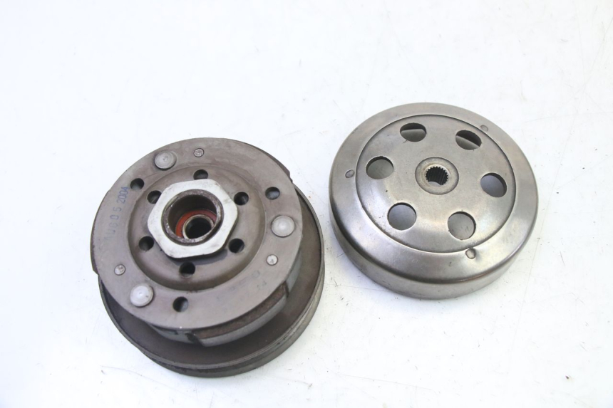 photo de FRIZIONE PGO RODOSHOW 2T 50 (2003 - 2007) - Altra angolazione