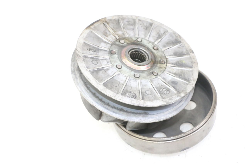 photo de FRIZIONE PEUGEOT SATELIS COMPRESSOR K15 125 (2006 - 2009) - Primo piano tecnico