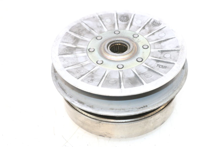 photo de FRIZIONE PEUGEOT SATELIS COMPRESSOR K15 125 (2006 - 2009) - Primo piano tecnico