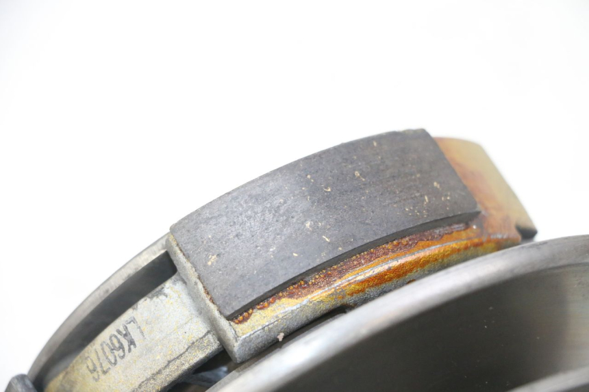 photo de FRIZIONE PEUGEOT SATELIS 125 (2013 - 2018) - Stato della superficie e materiale