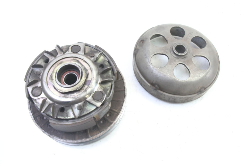 photo de FRIZIONE PEUGEOT SATELIS 250 (2006 - 2012) - Primo piano tecnico