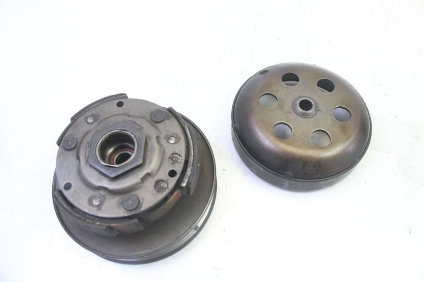 photo de FRIZIONE PEUGEOT SATELIS 125 (2013 - 2018) - Primo piano tecnico