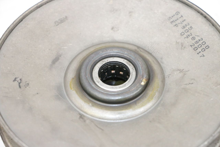 photo de FRIZIONE PEUGEOT SATELIS 125 (2013 - 2018) - Dettagli dei punti di fissaggio