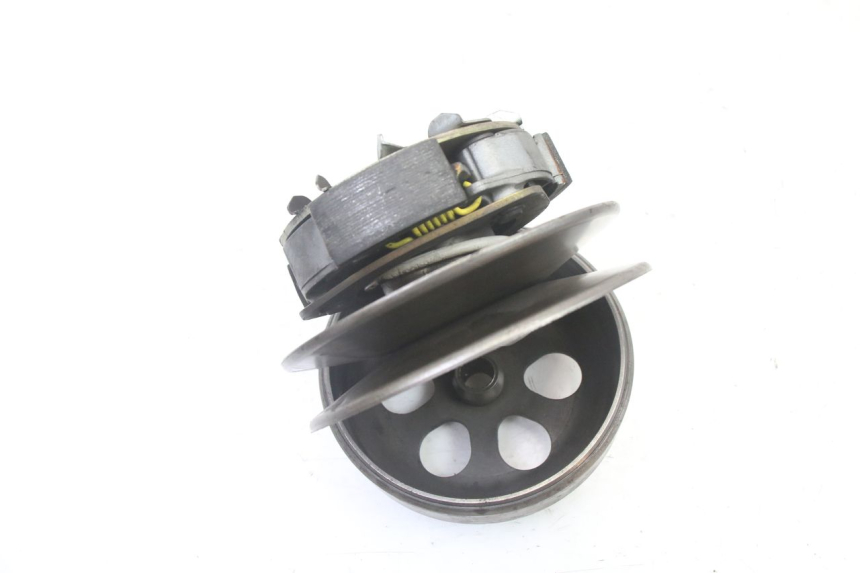 photo de FRIZIONE APRILIA SCARABEO GT TOURING 125 (1999 - 2005) - Altra angolazione