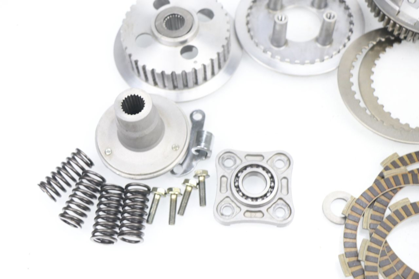 photo de Frizione MASAI SCRAMBLER 125 (2018 - 2020) - Primo piano tecnico