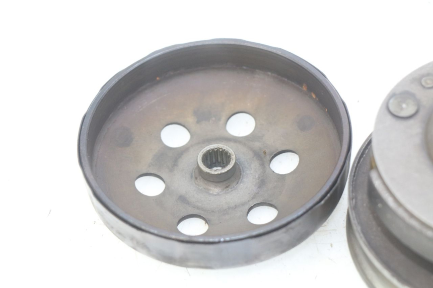 photo de FRIZIONE YAMAHA SLIDER NAKED 50 (2004 - 2018) - Primo piano tecnico