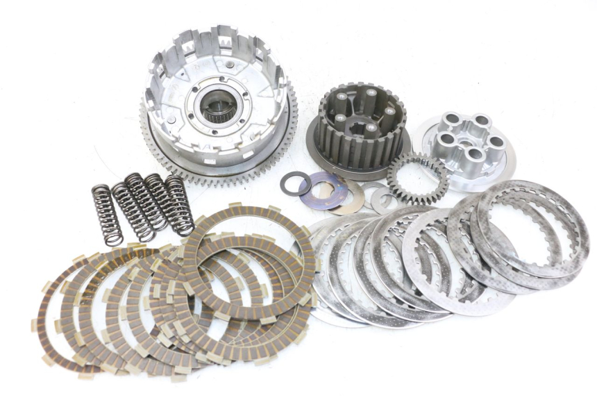 photo de FRIZIONE SUZUKI GSR 750 (2011 - 2017) - Vista principale