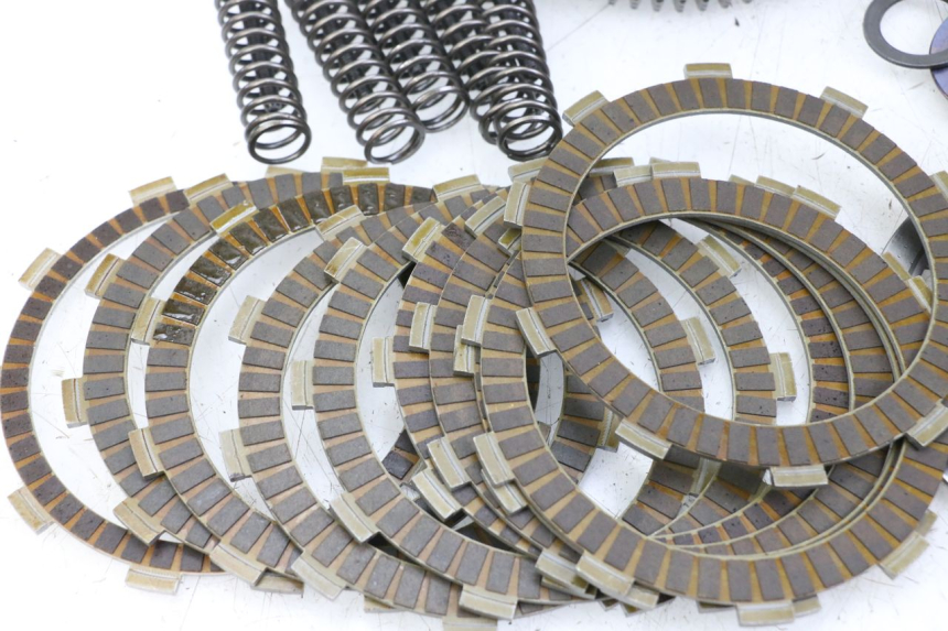 photo de FRIZIONE SUZUKI GSR 750 (2011 - 2017) - Zoom qualità usato