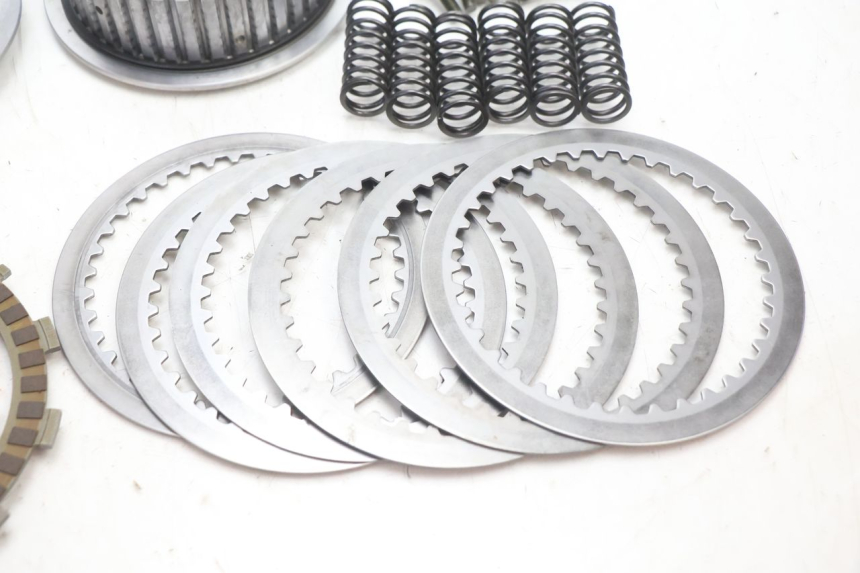 photo de FRIZIONE SUZUKI SV S 650 (2003 - 2009) - Stato della superficie e materiale